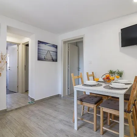Apartman Juraj I Matej Vrsar Exterior photo